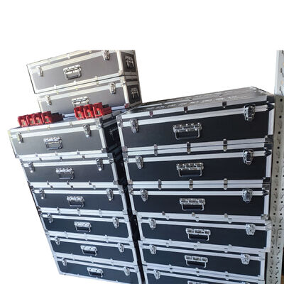 Opslagruimte 16G Meer dan 200.000 testgegevens Retroreflector Meter Totaal volume 700 mm x 135 mm x 115 mm en Kleurtemperatuur 2856 ± 50 K Standaard A Lichtbron